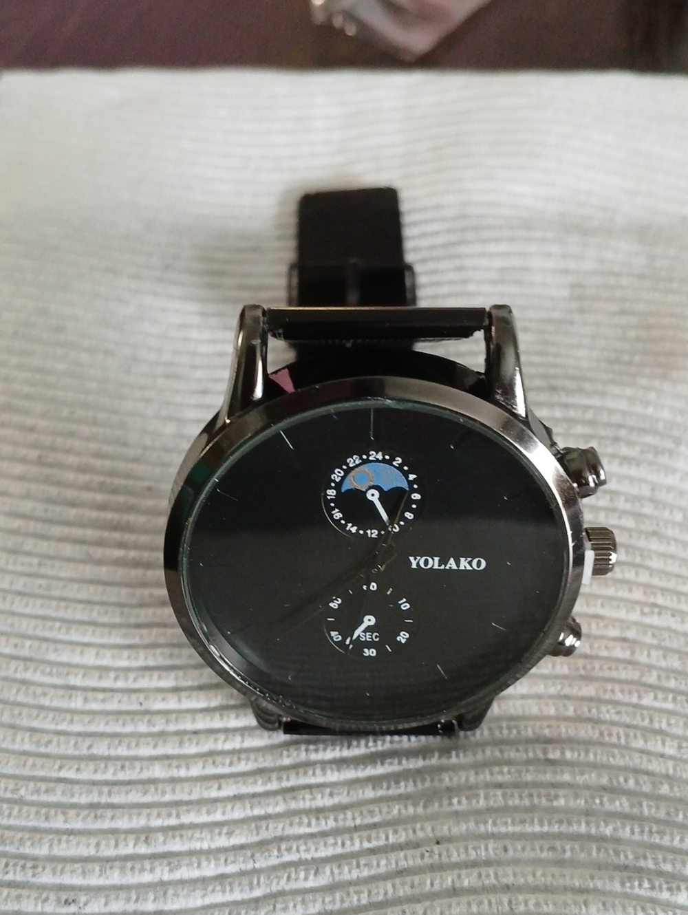 Black Men's Analog Watch - Black Strap